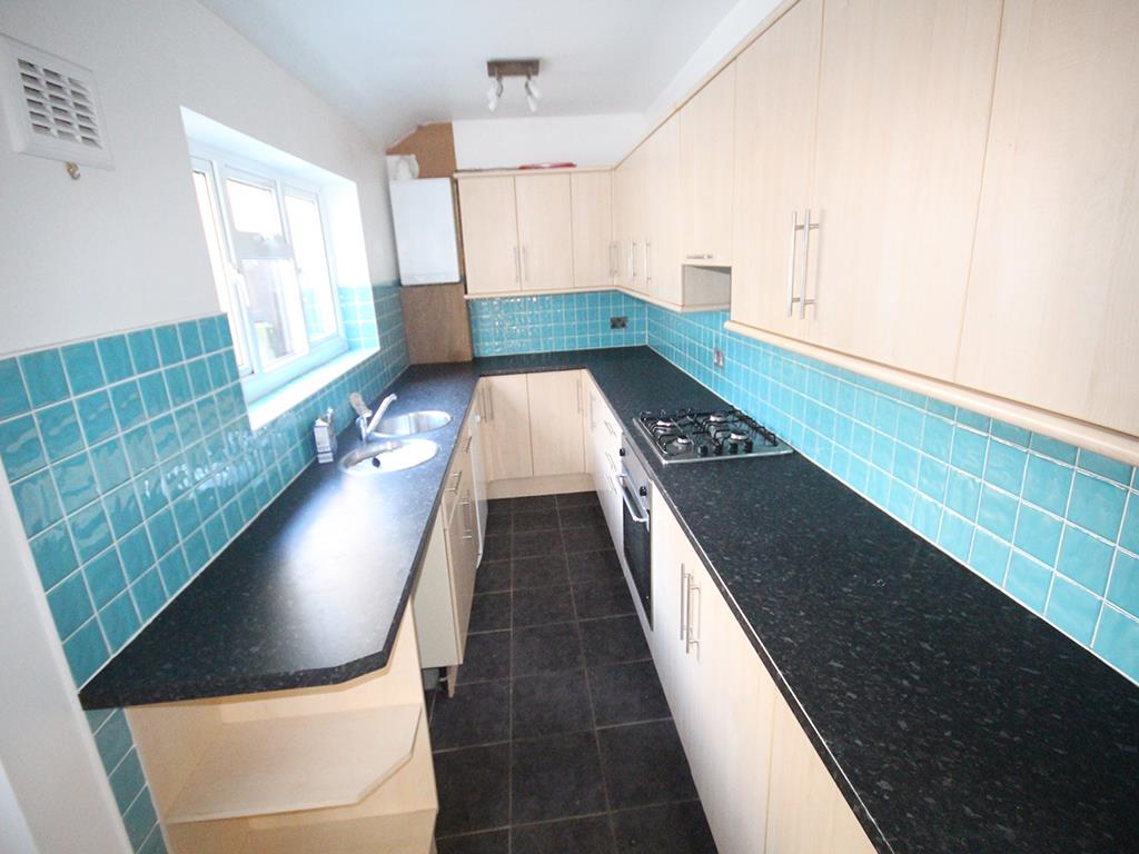 3 bedroom terraced house To Let in Barnoldswick - IMG_2170.jpg